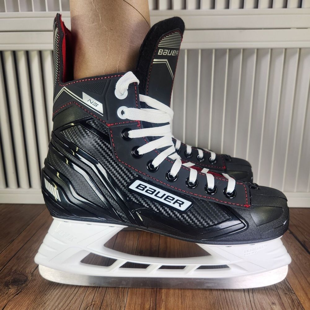 Bauer N5 Youth Size 5 Black Athletic Sport Comfort Balance Ice Hockey Skates